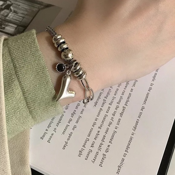 🧡Insta Love heart bracelet - Picture 5 of 7